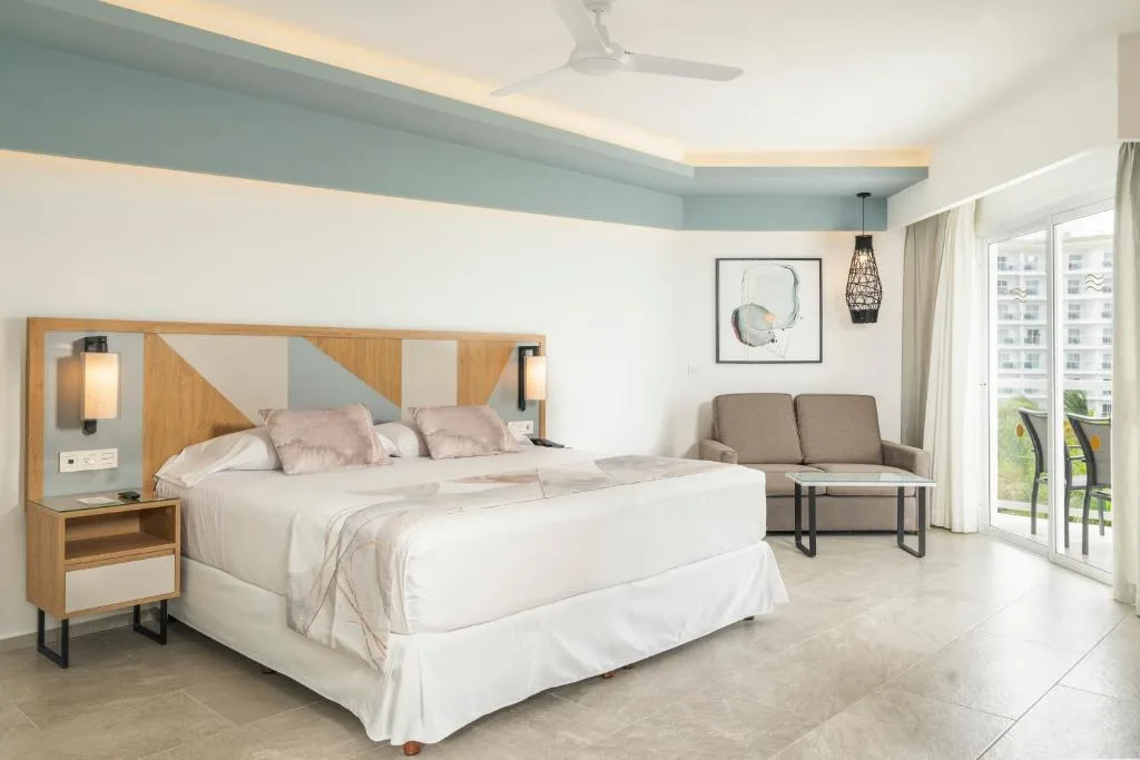 Riu Caribe: another view