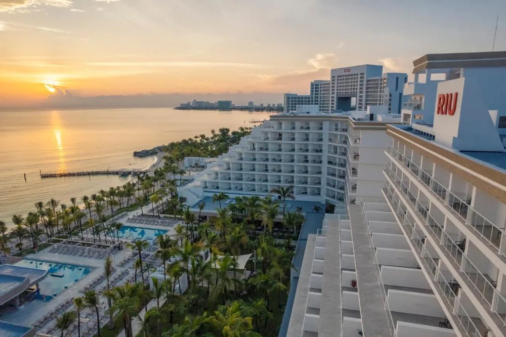 Riu Caribe: another view