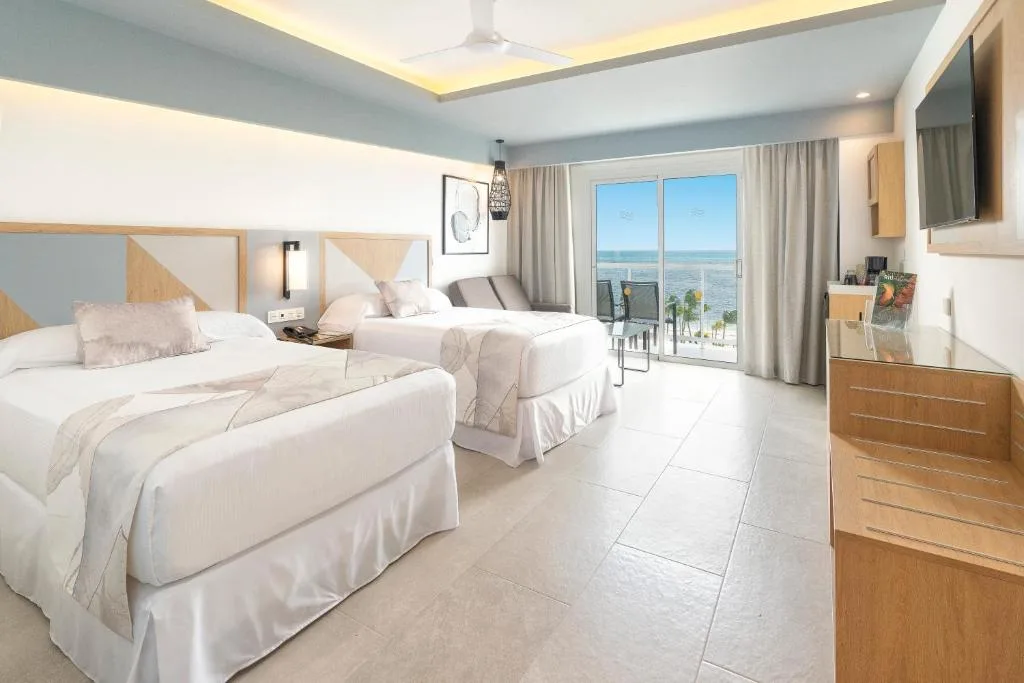 Riu Caribe: another view