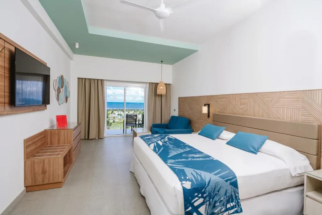 Riu Latino: another view