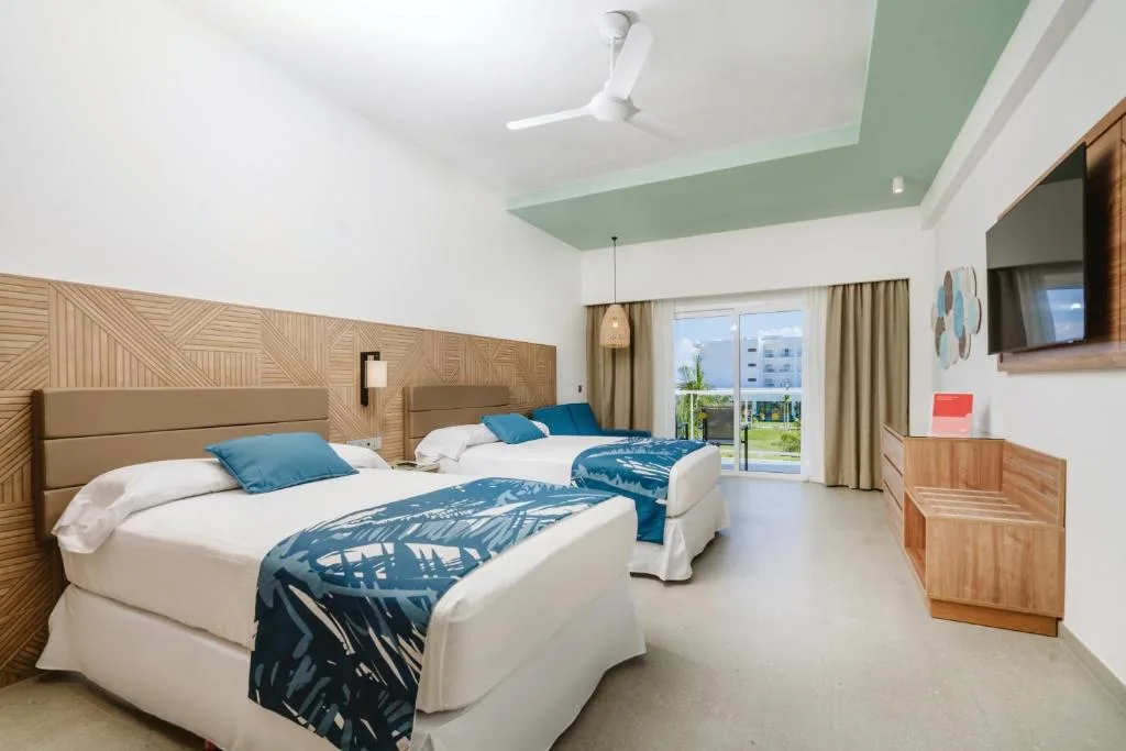Riu Latino: another view