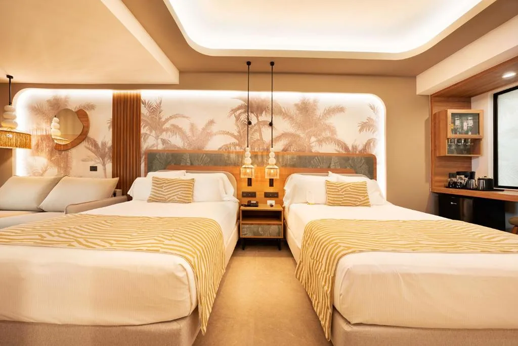 Riu Palace Peninsula: another view