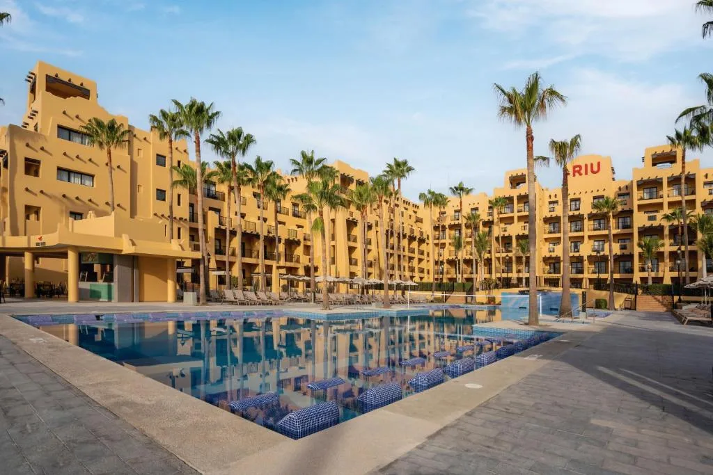 Hotel Riu Santa Fe: another view