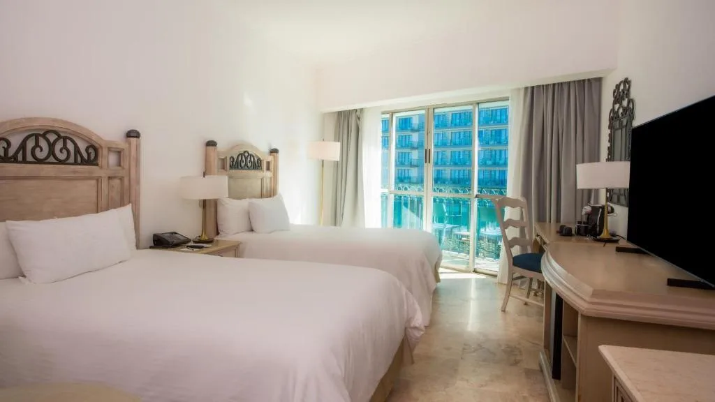 Sandos Cancún: another view