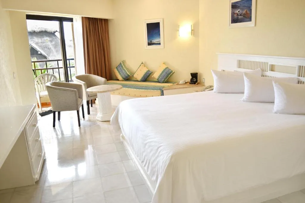 Sandos Playacar: another view
