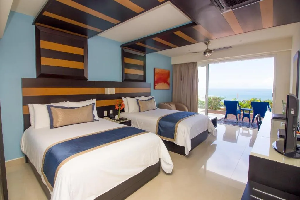 Secrets Huatulco Resort & Spa: another view