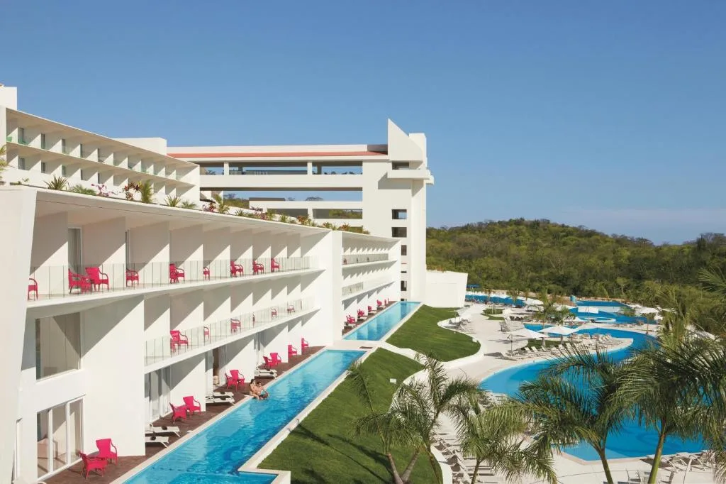 Secrets Huatulco Resort & Spa: another view