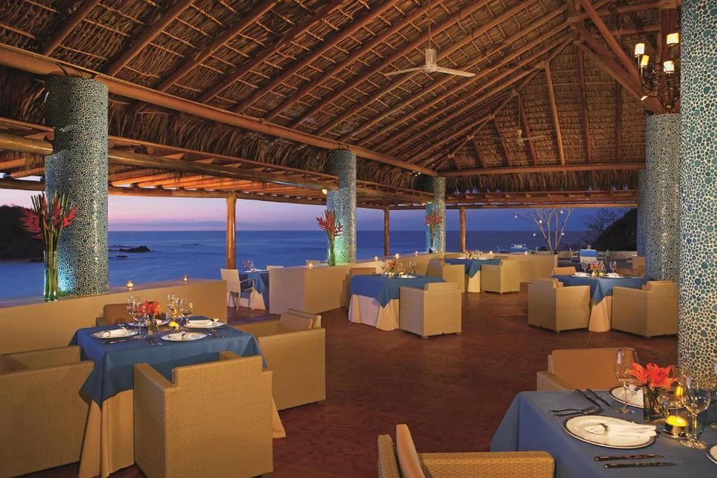 Secrets Huatulco Resort & Spa: another view