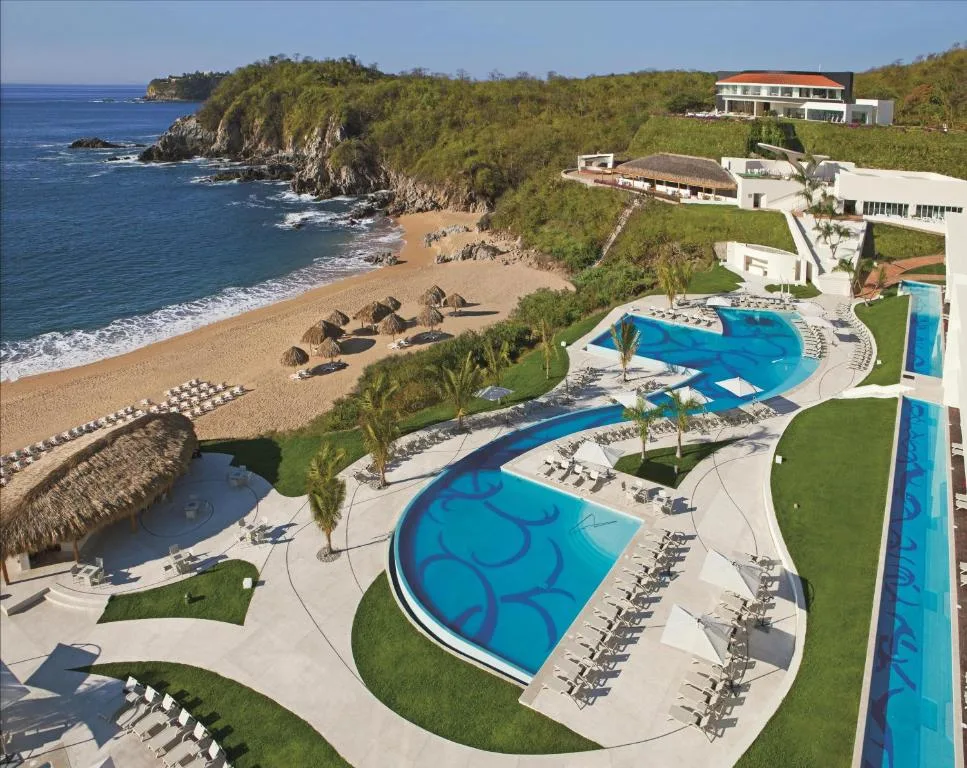 Secrets Huatulco Resort & Spa: another view