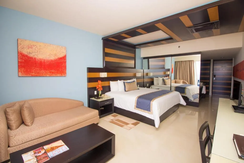 Secrets Huatulco Resort & Spa: another view