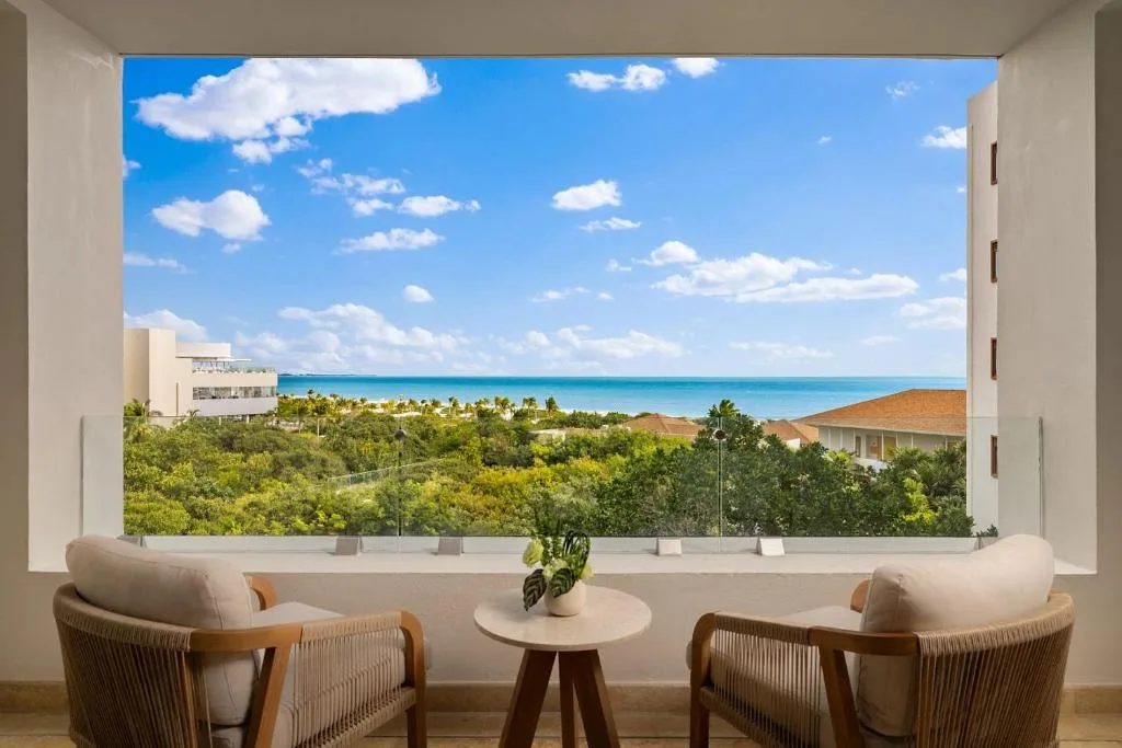 Secrets Playa Mujeres Golf & Spa Resort: another view