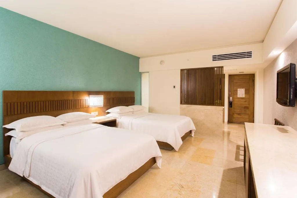 Sheraton Buganvilias Puerto Vallarta: another view