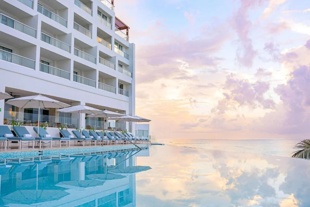 Sun Palace