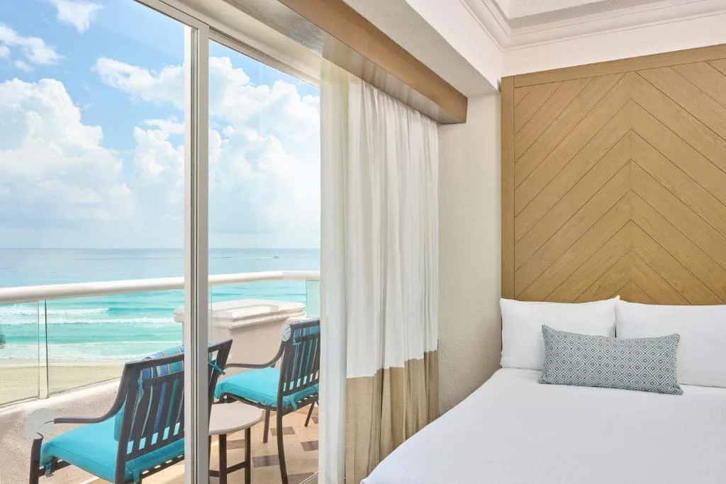 Sunscape Cancun Resort & Spa by Hyatt: another view
