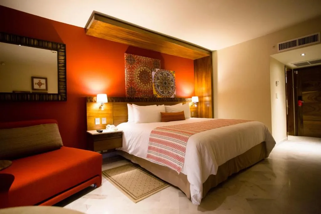 Sunscape Puerto Vallarta Resort: another view