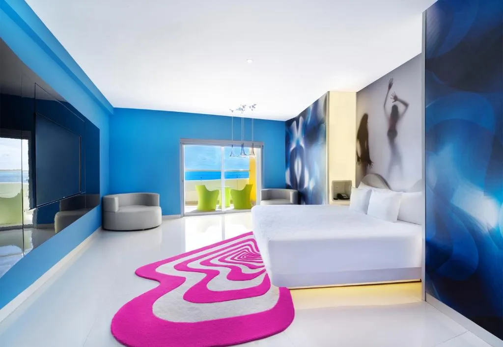 Temptation at The Tower Cancún Resort: another view