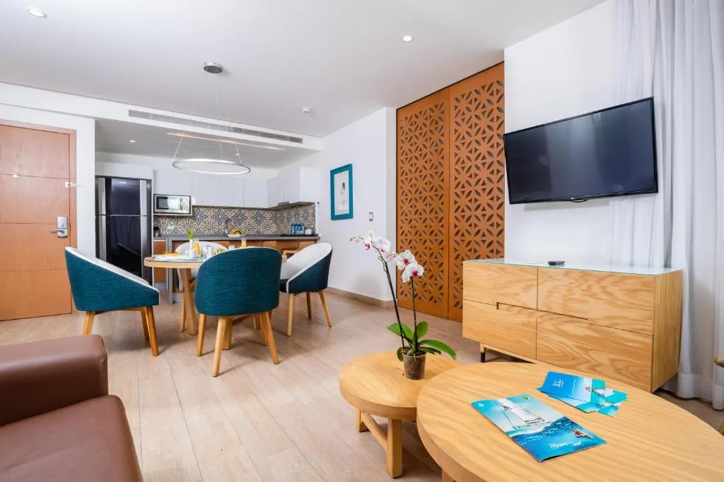 The Fives Beach Hotel & Residences: another view