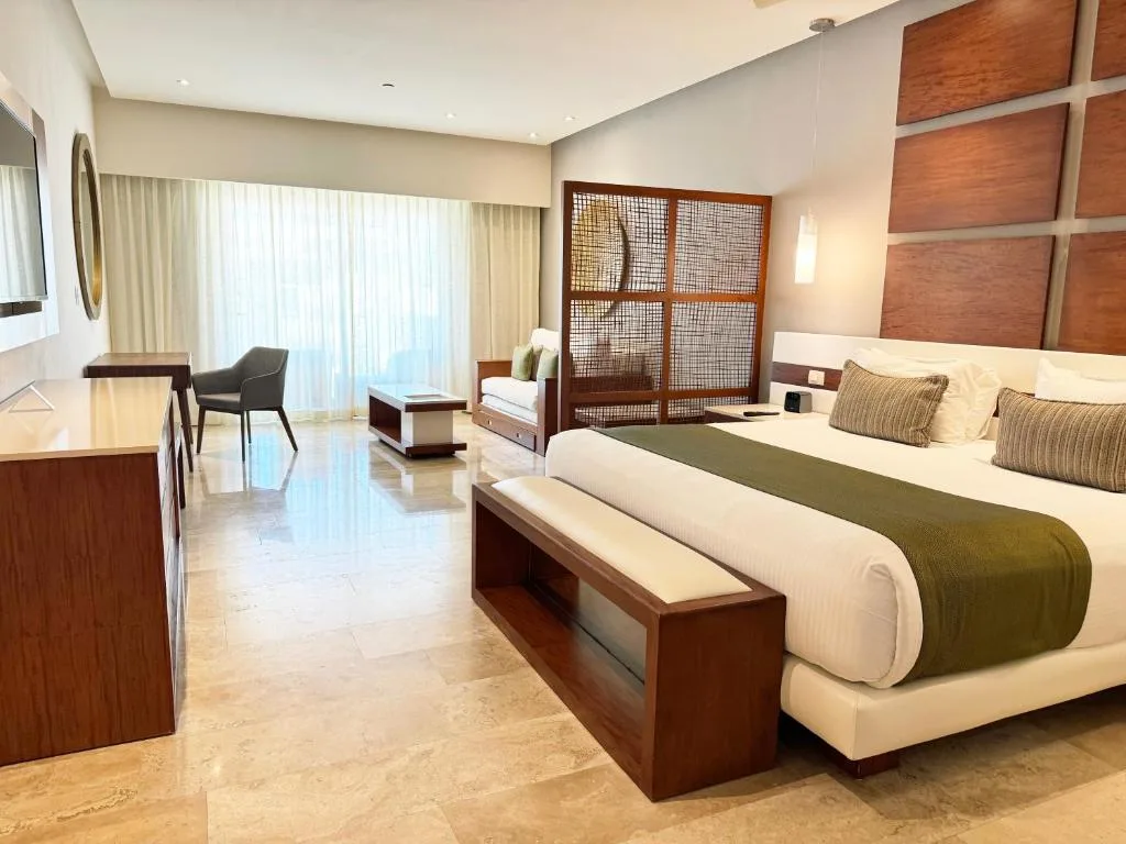 The Reef 28 Hotel & Spa: another view