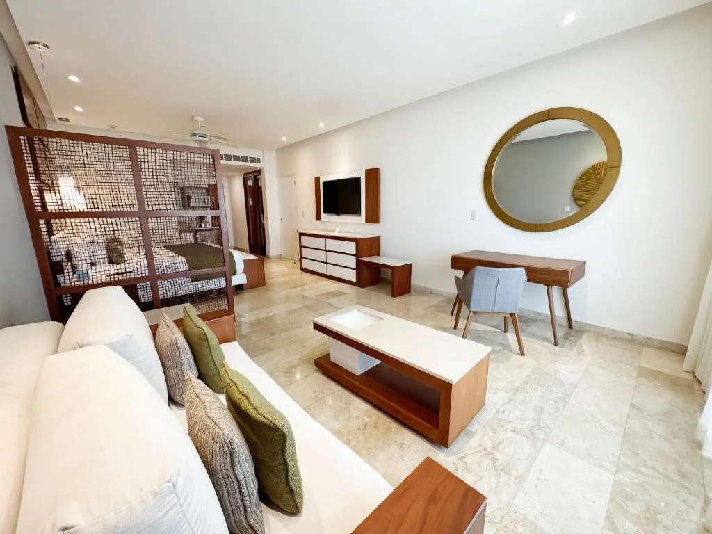 The Reef 28 Hotel & Spa: another view