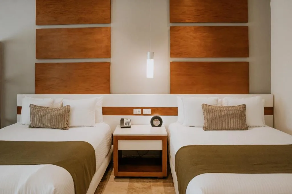 The Reef 28 Hotel & Spa: another view
