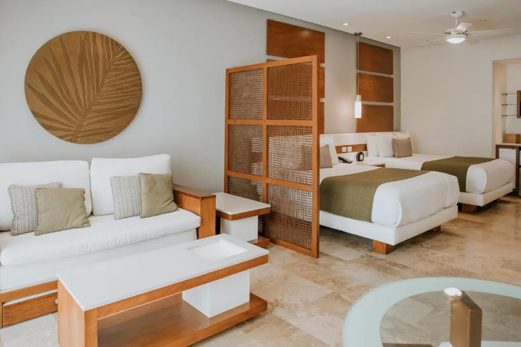 The Reef 28 Hotel & Spa: another view