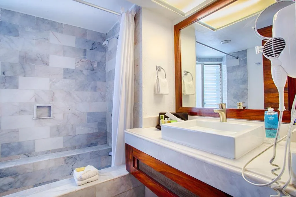 Vamar Vallarta Marina & Beach Resort: another view