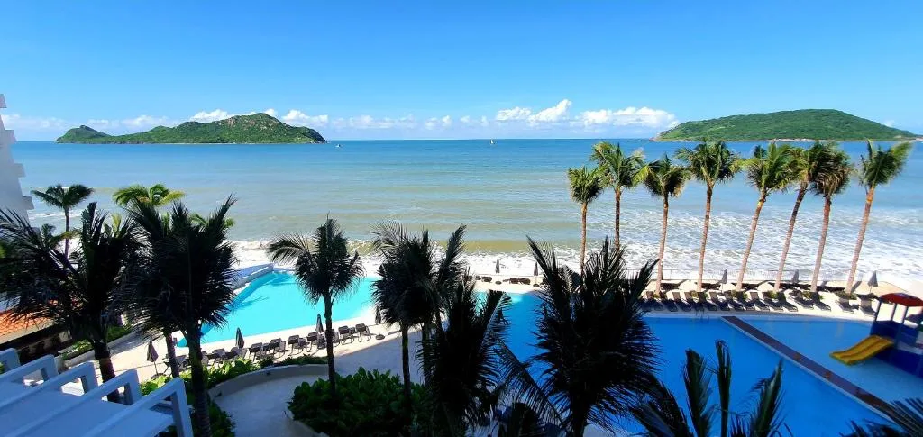 Viaggio Resort Mazatlán: another view