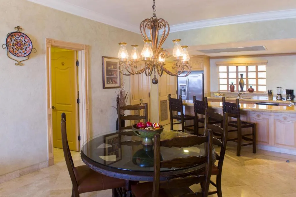 Villa la Estancia Beach Resort & Spa: another view