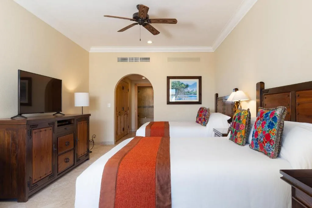Villa la Estancia Beach Resort & Spa: another view