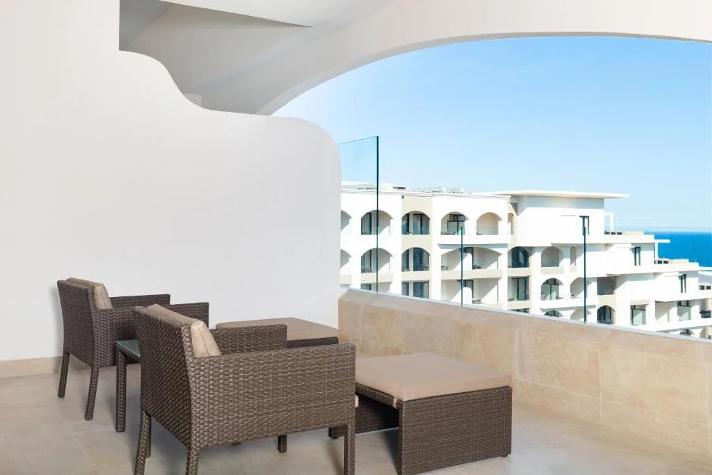 Villa La Valencia Beach Resort & Spa Los Cabos: another view