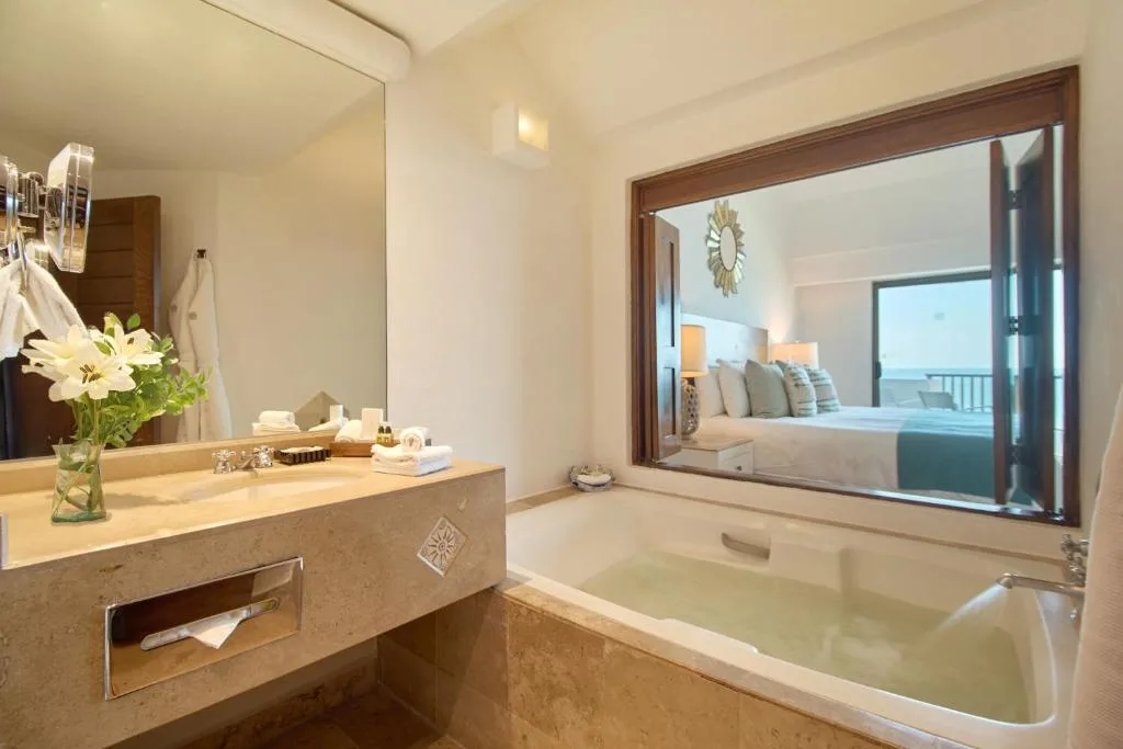 Villa Premiere Boutique Hotel & Romantic Getaway: another view